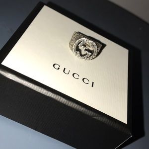 Interlocking double G Gucci ring